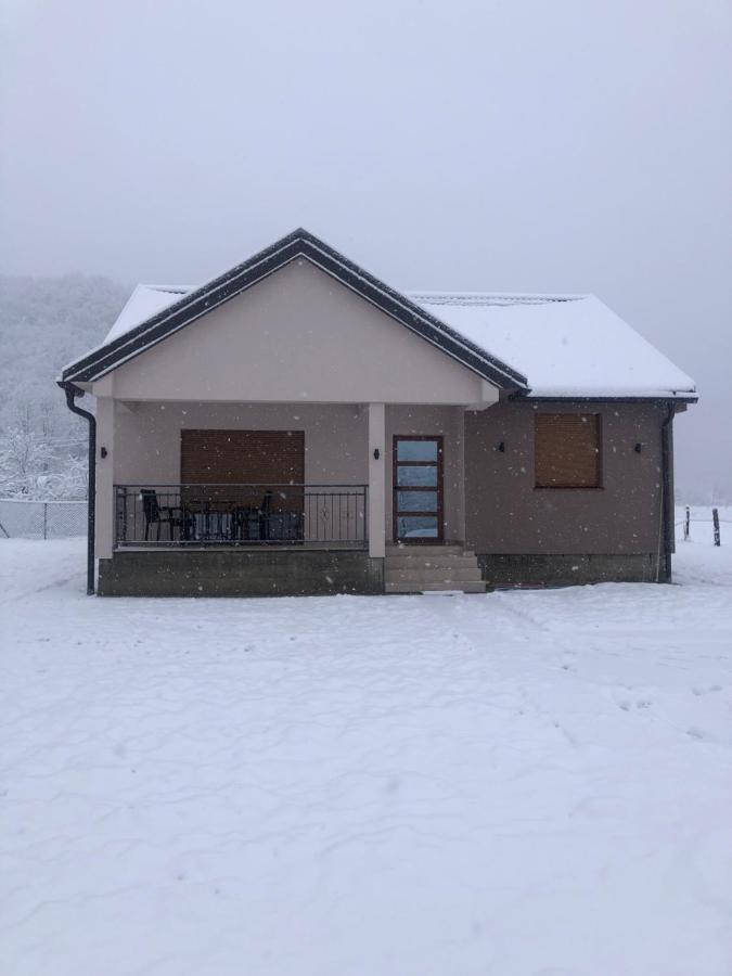Guest House Elena 모이코바츠 외부 사진